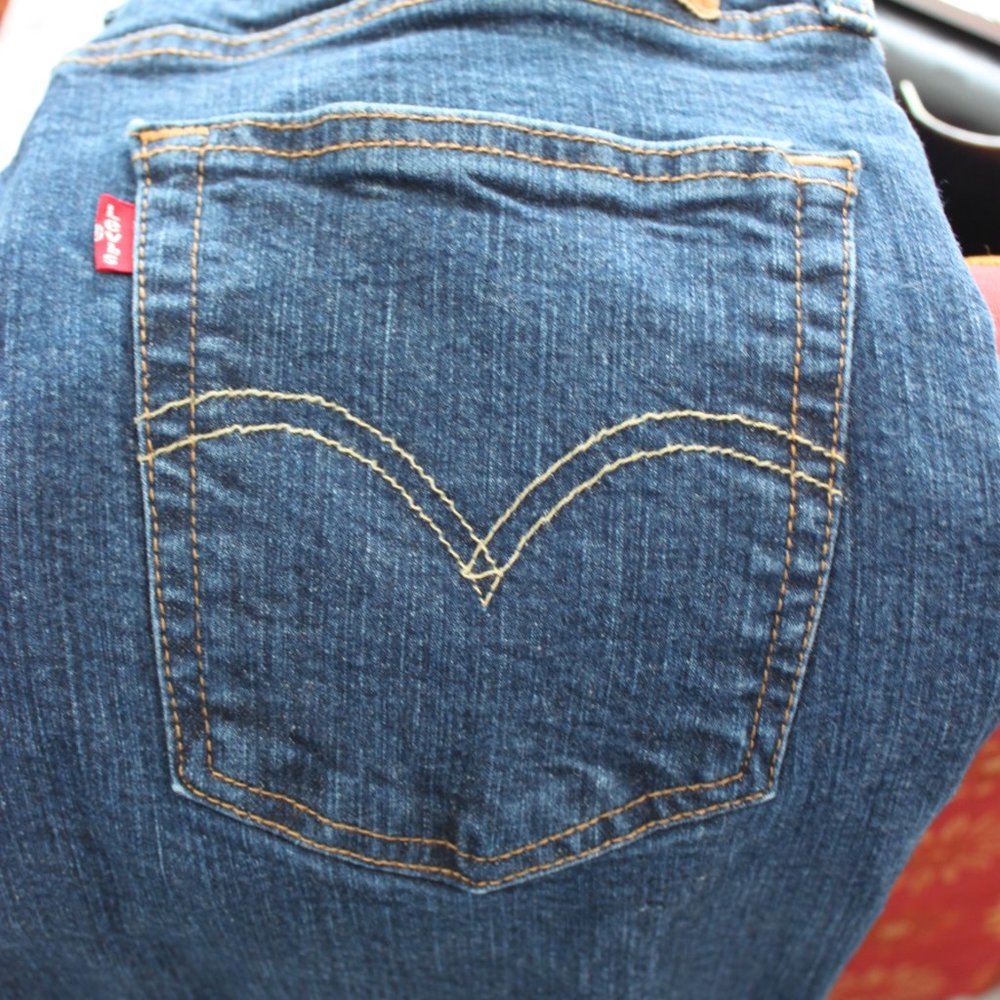 Levi Strauss & Co 514 Medium Wash Straight Leg Jeans 30w x 30l (NWOT) - Picture 7 of 16